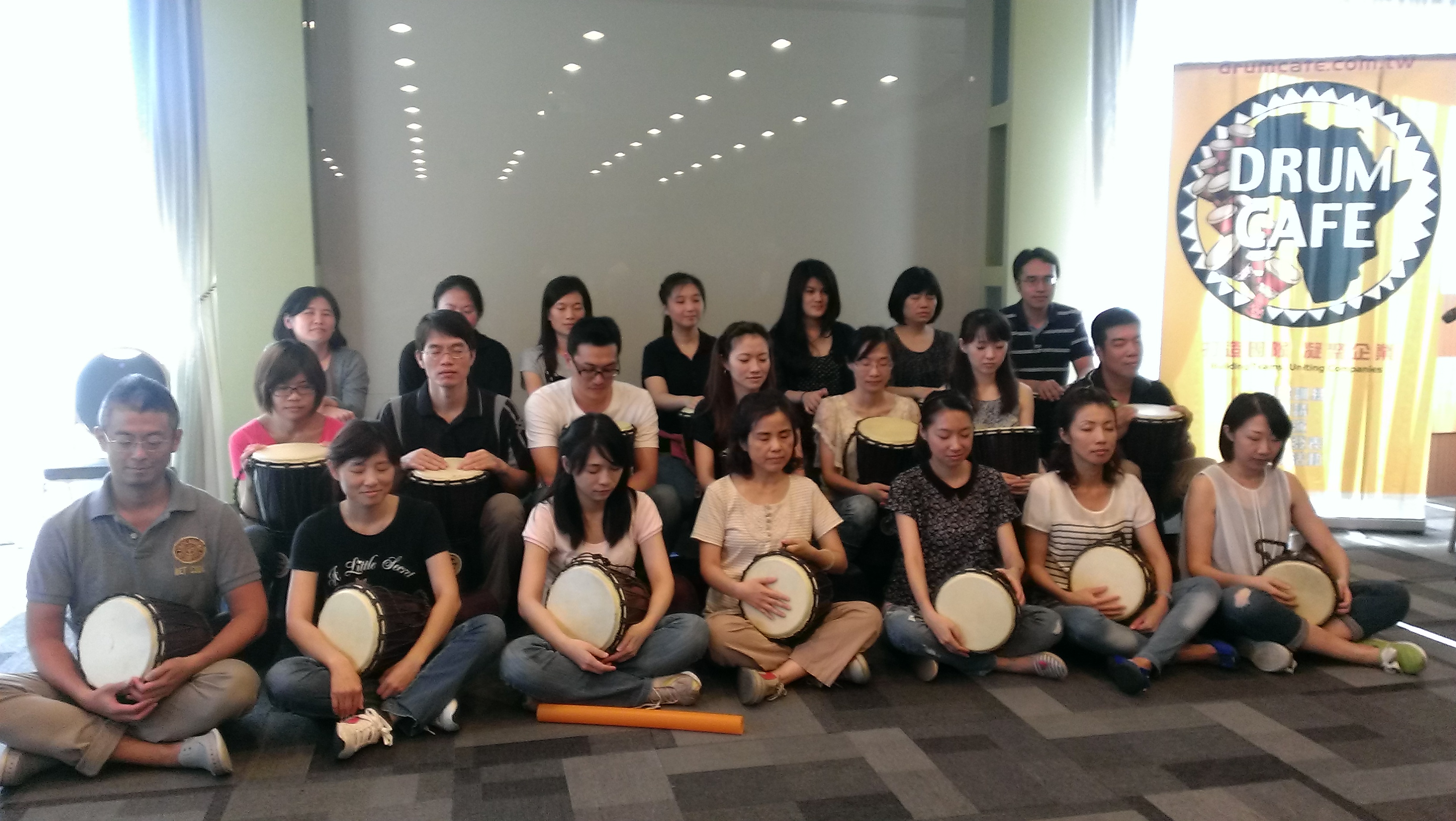 2013  Drumcafe 渣打銀行台灣區財務處